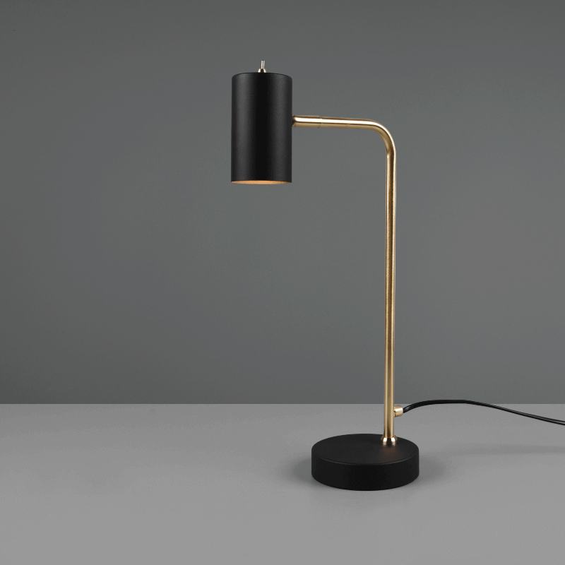 bordslampa_svart_massing_fonsterlampa