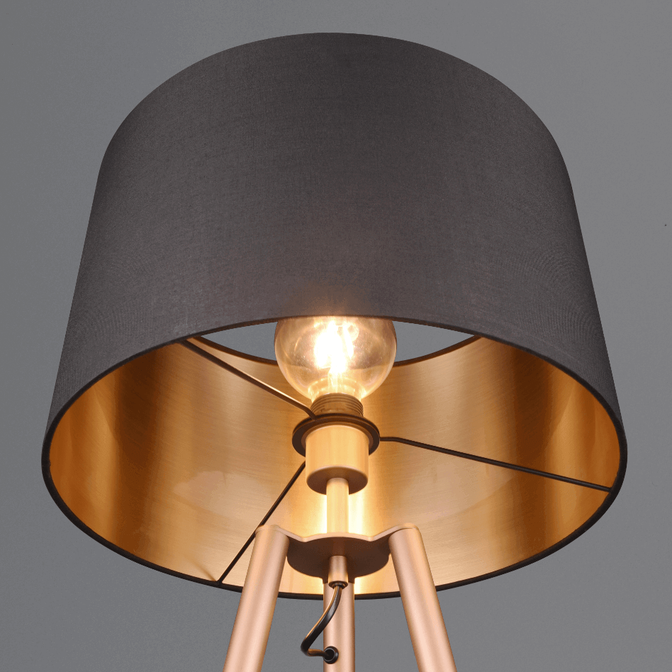 golvlampa_colette_narbild_bra_lampa_och_ljus