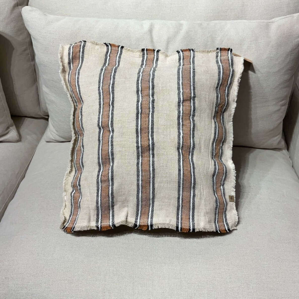 kuddfodral_soffa_hilda_50x50